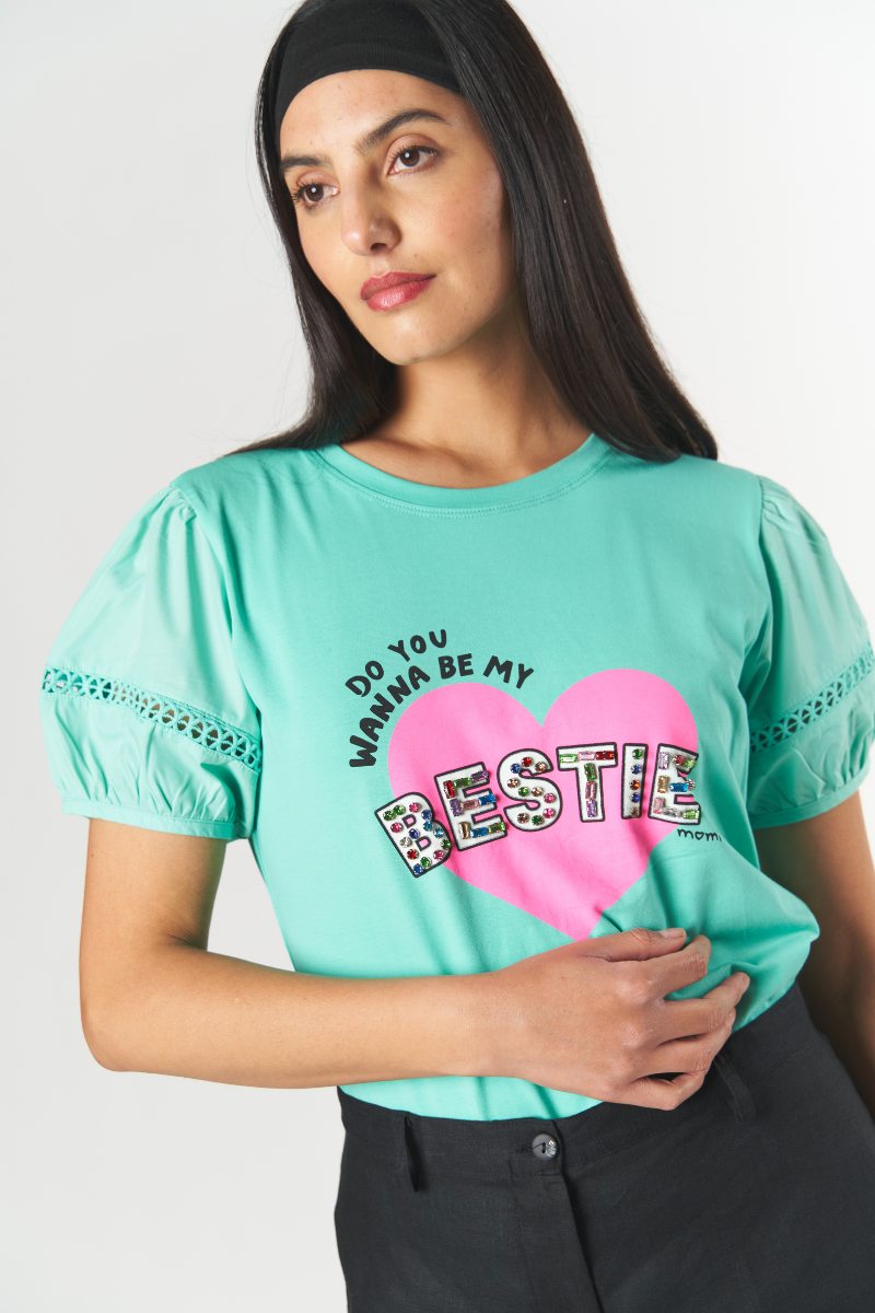 Polera Bestie